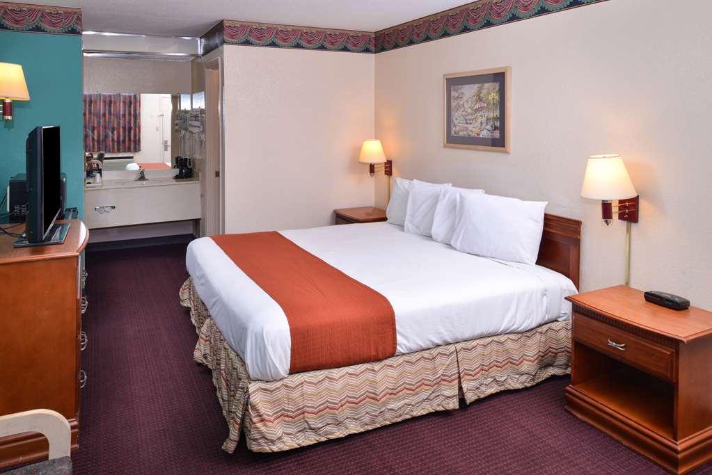 Americas Best Value Inn Wildersville Pokoj fotografie