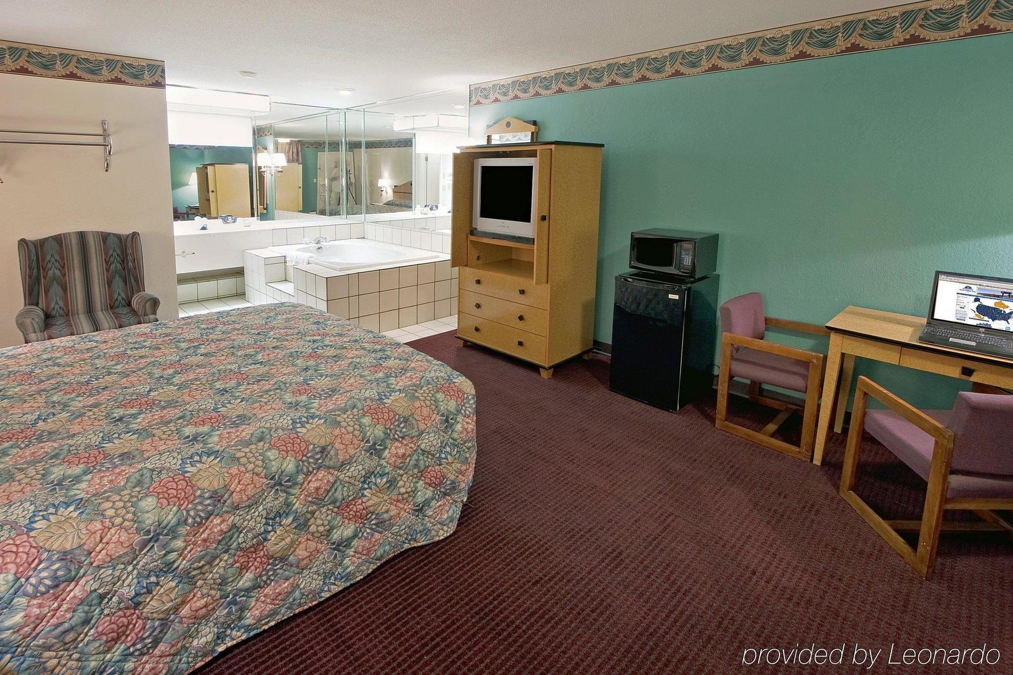 Americas Best Value Inn Wildersville Pokoj fotografie