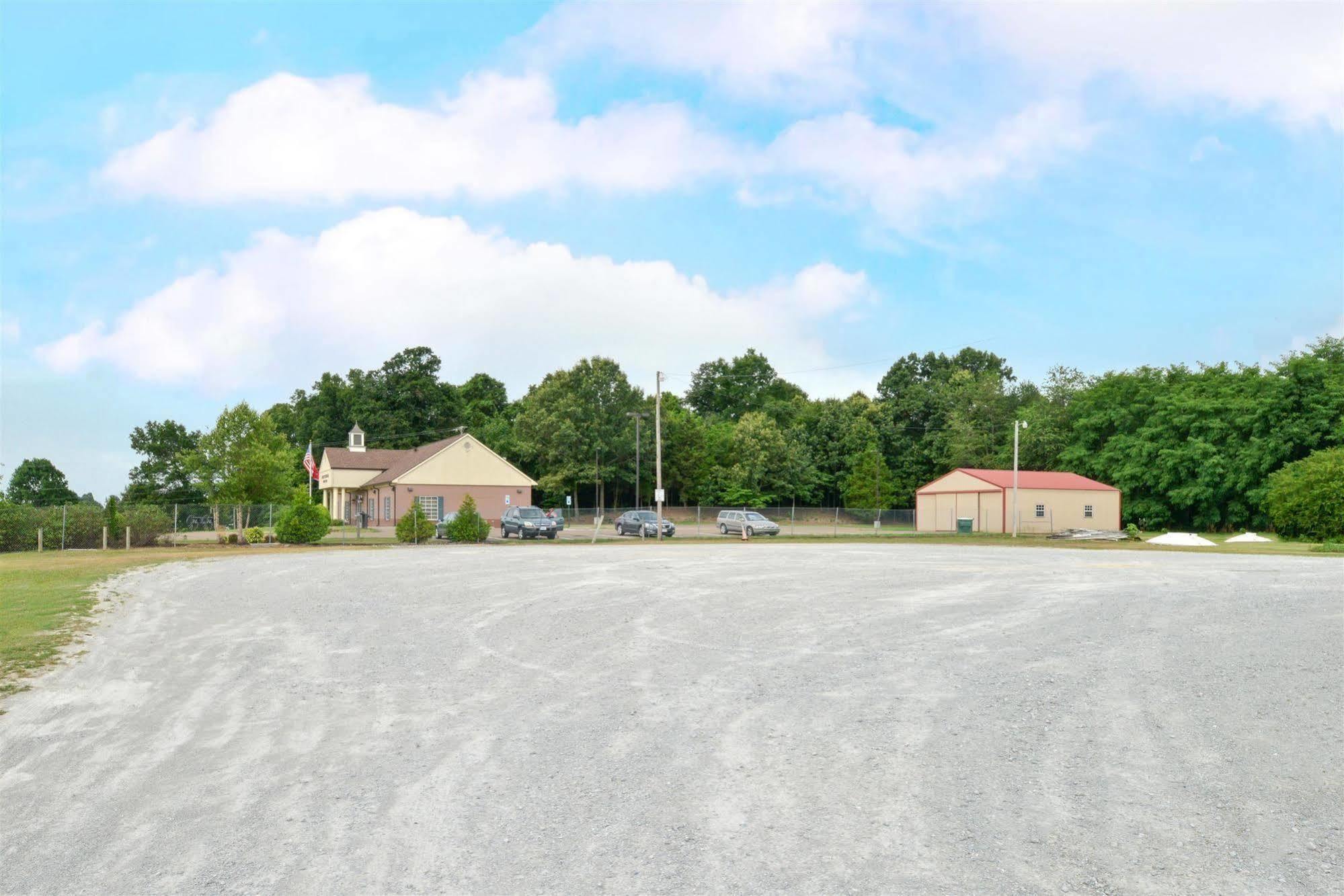 Americas Best Value Inn Wildersville Exteriér fotografie