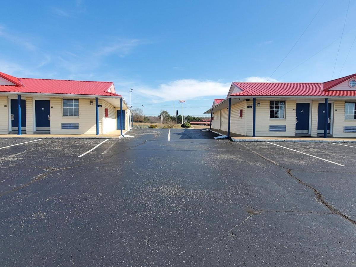 Americas Best Value Inn Wildersville Exteriér fotografie